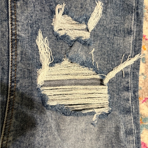 Distressed Blue Jeans - Picture 3 of 9